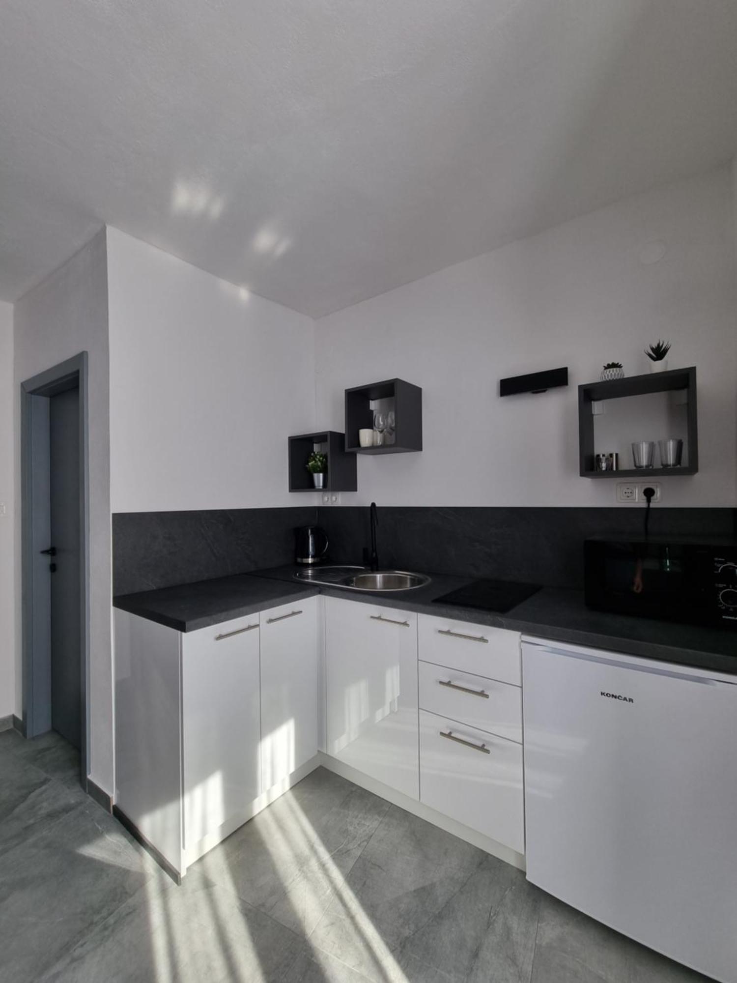 Apartments And Room Vela Senj  Exterior foto